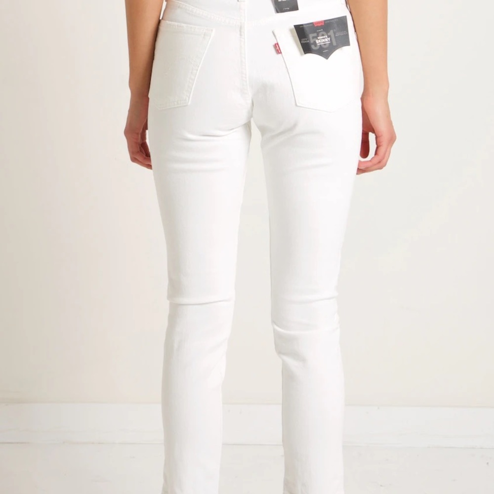 Levi’s 501 White Skinny Button Fly Jeans Size 32 NWT